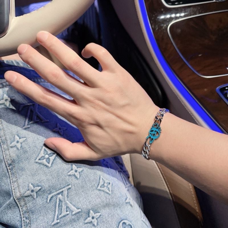 chr1st1an D10r bracelets